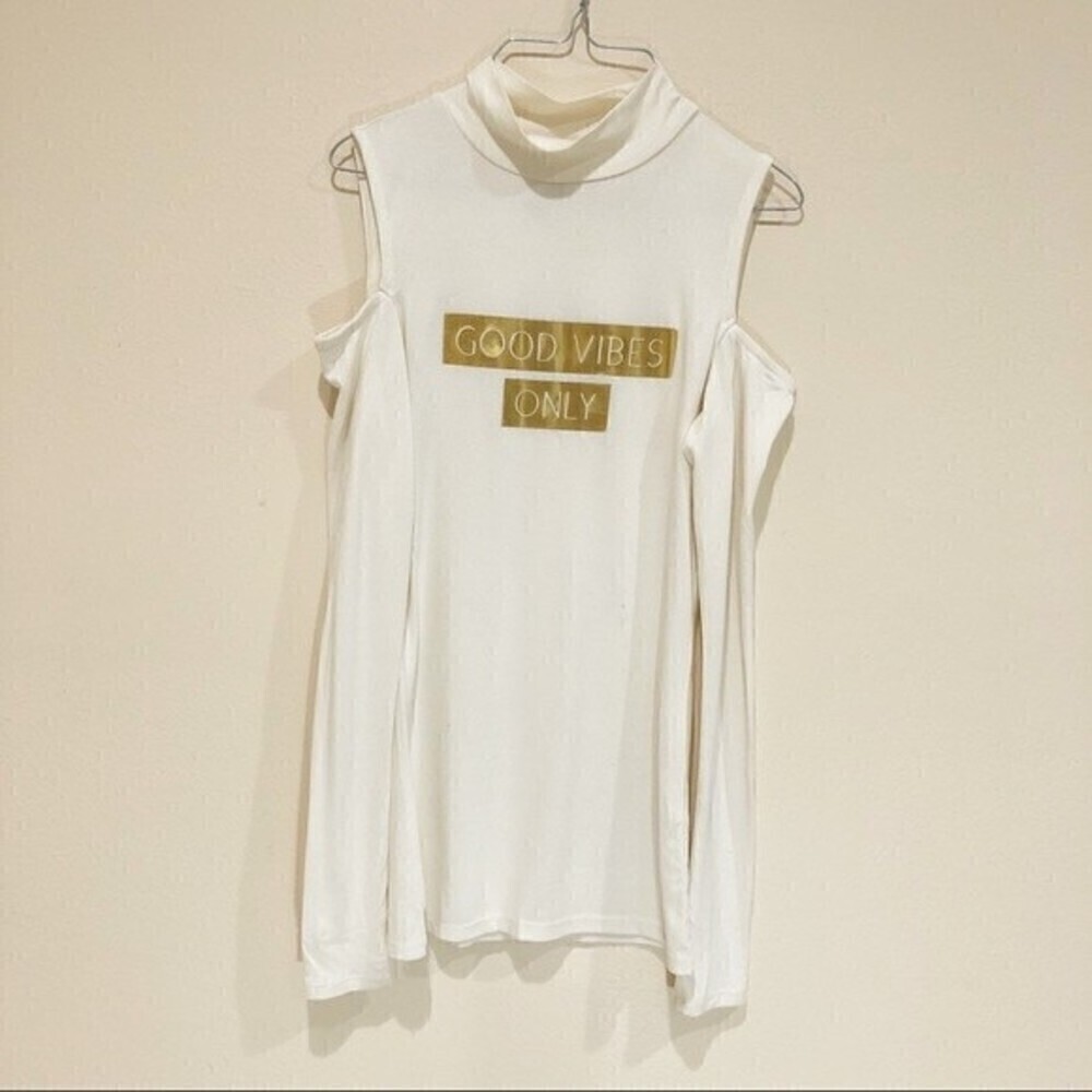Urban Heritage Cold Shoulder Stretch‎ Top Small - Picture 2 of 7